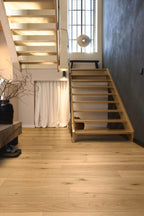Meister PD 400 Authentic Cream Oak – vaalea 1-säleinen tammiparketti modernissa sisustuksessa
